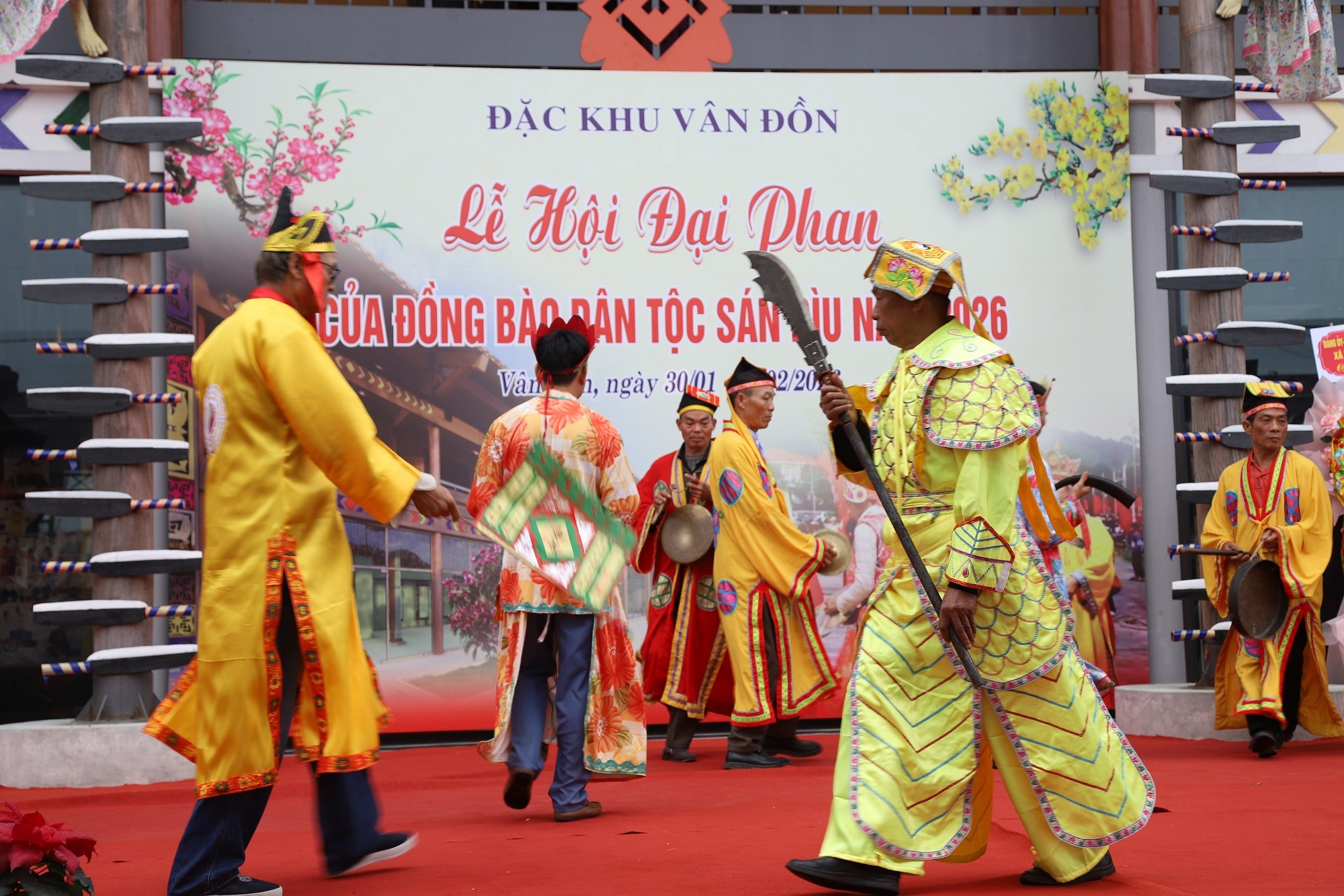 4-chuong-trinh-nghe-thuat-1770027032 4-chuong-trinh-nghe-thuat-1770027032.jpg