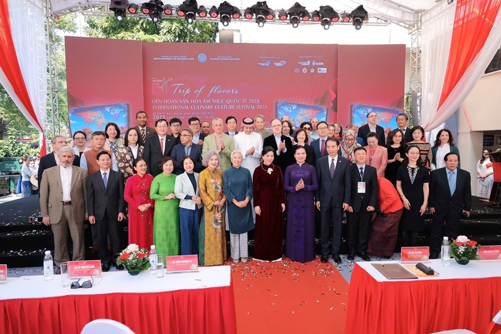 am-thuc-1-2-1763891057 am-thuc-1-2-1763891057.jpg