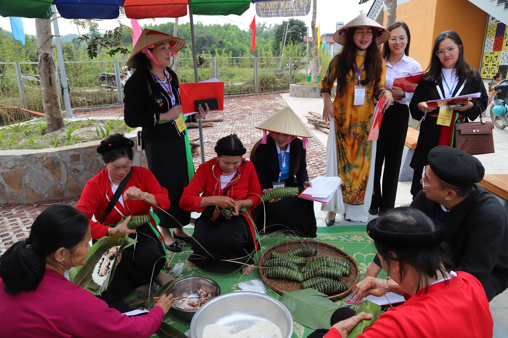 d2goi-banh-chung-1770027726 d2goi-banh-chung-1770027726.jpg