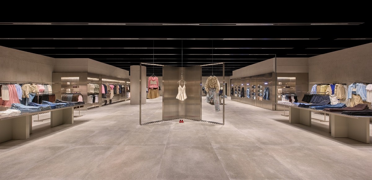 zara-tien-bo-plaza-hn2954-r2-1-1772520617.jpg
