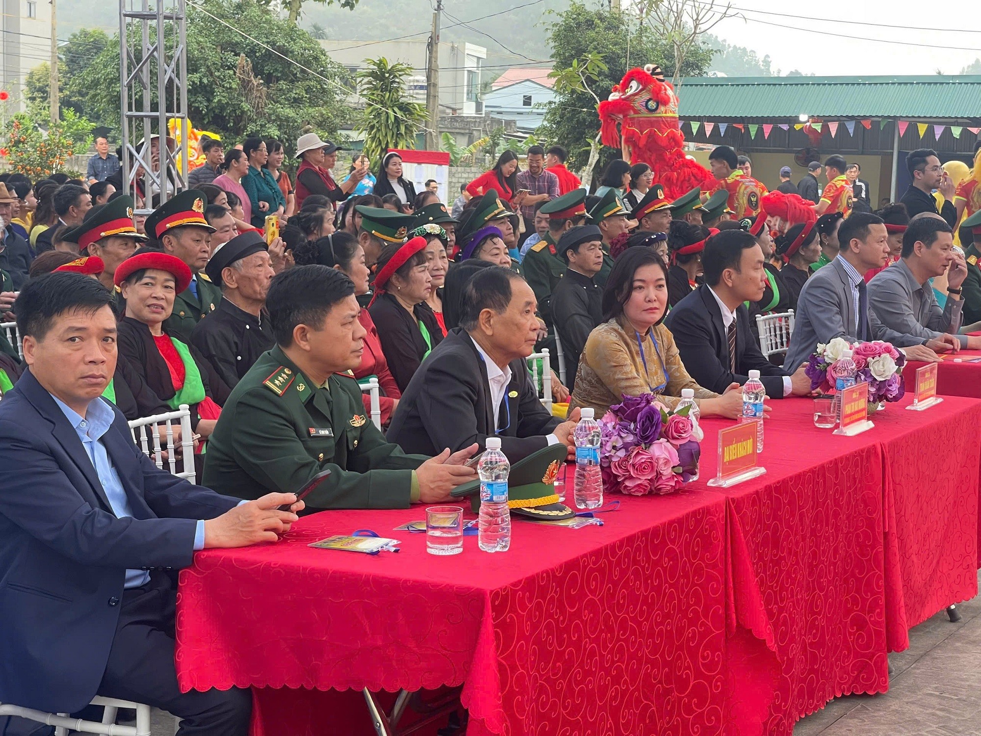 2-nhieu-doanh-nghiep-den-du-2-1772282627.jpg