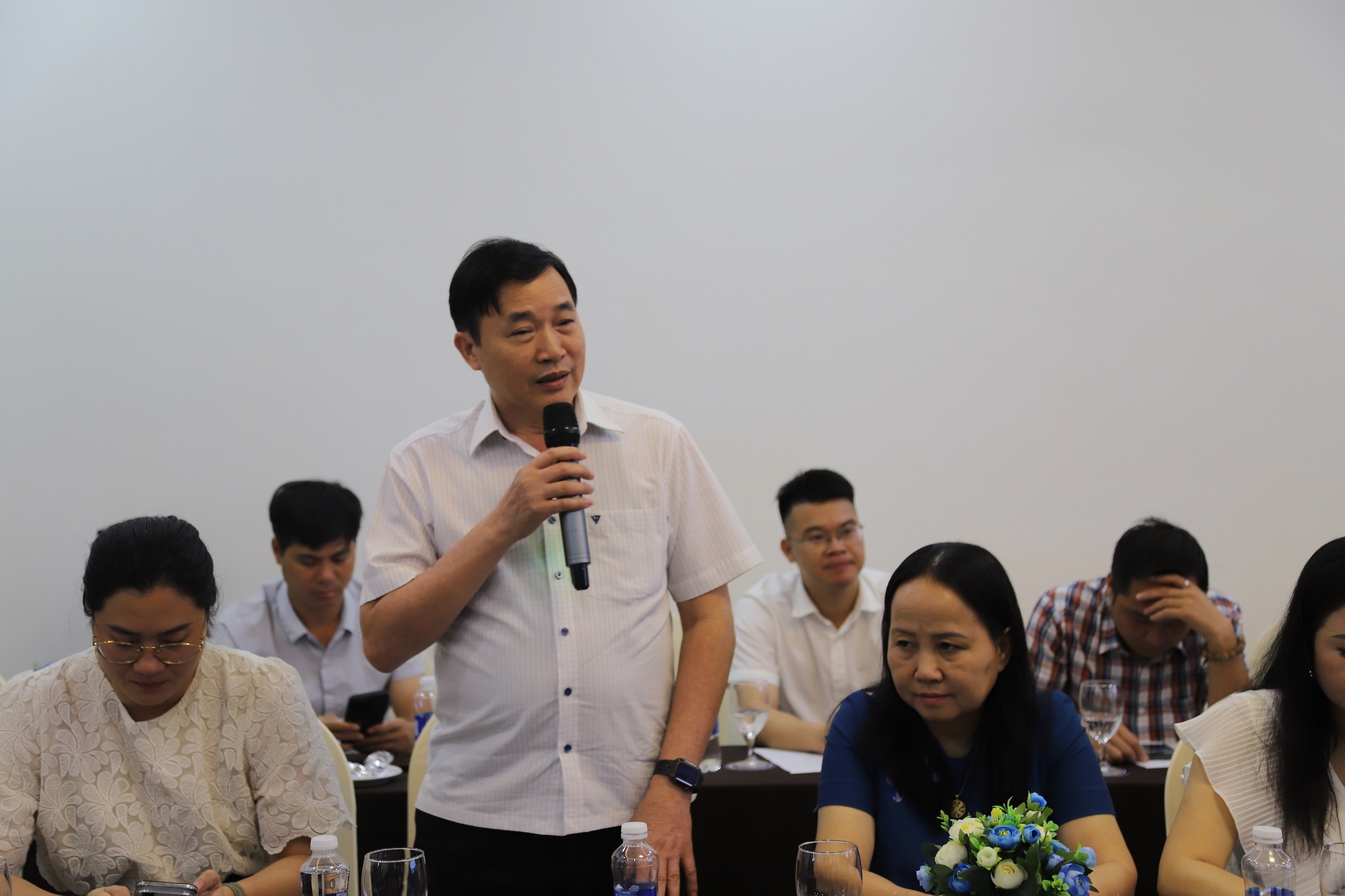 dai-bieu-1776356749 dai-bieu-1776356749.jpg