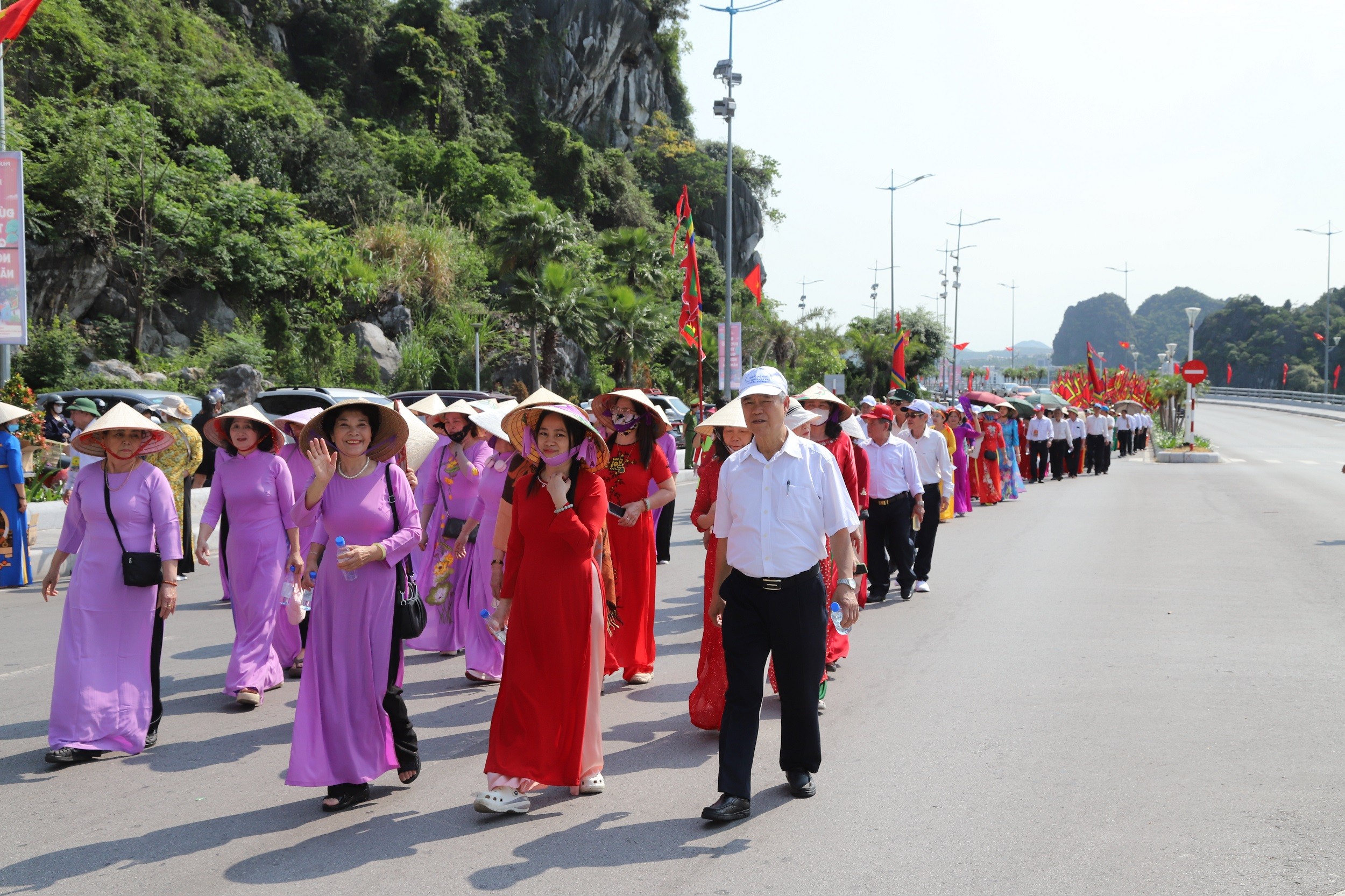 cac-tang-lop-nhan-dan-1777564870 cac-tang-lop-nhan-dan-1777564870.jpg