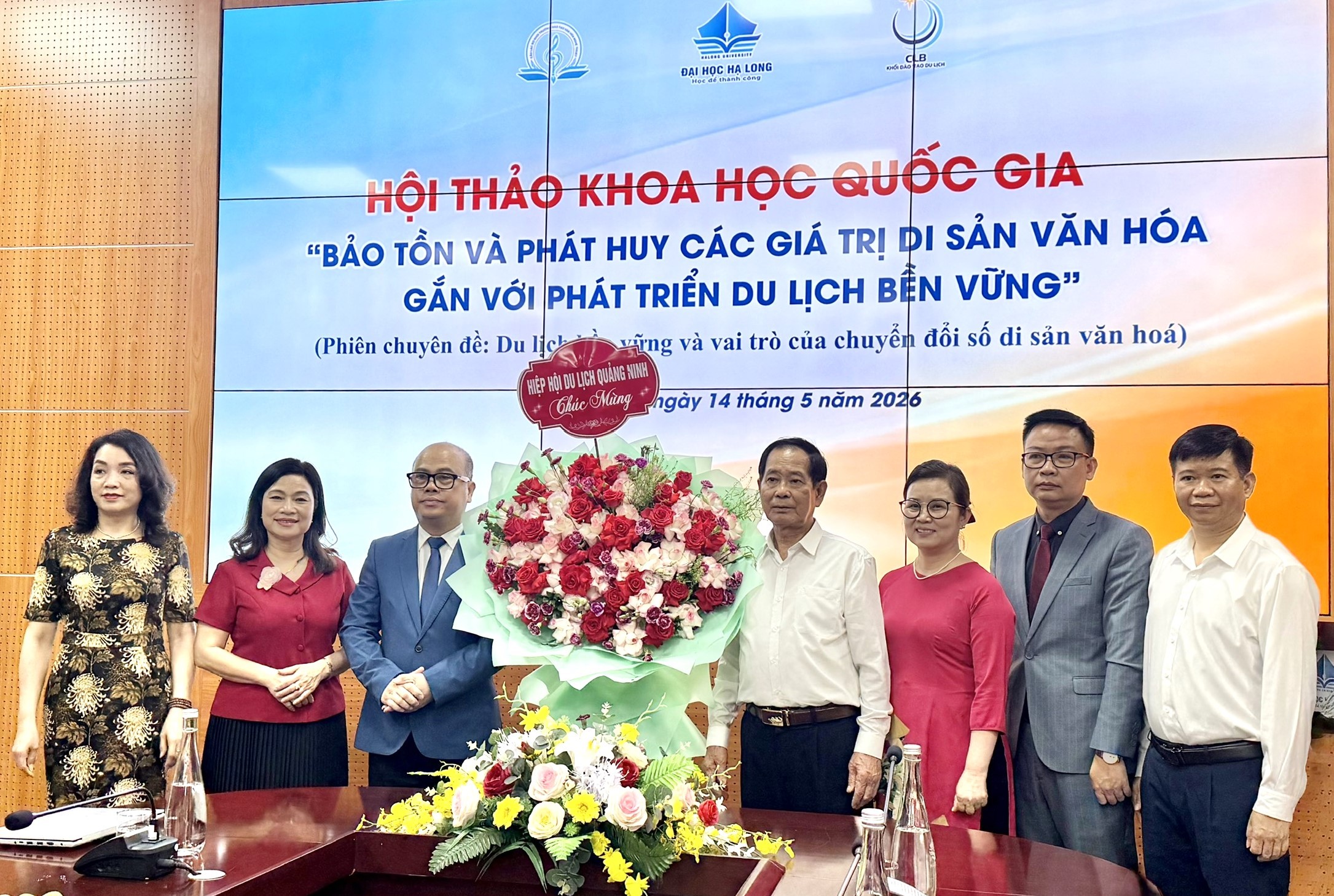tang-hoa-1778856251 tang-hoa-1778856251.jpg