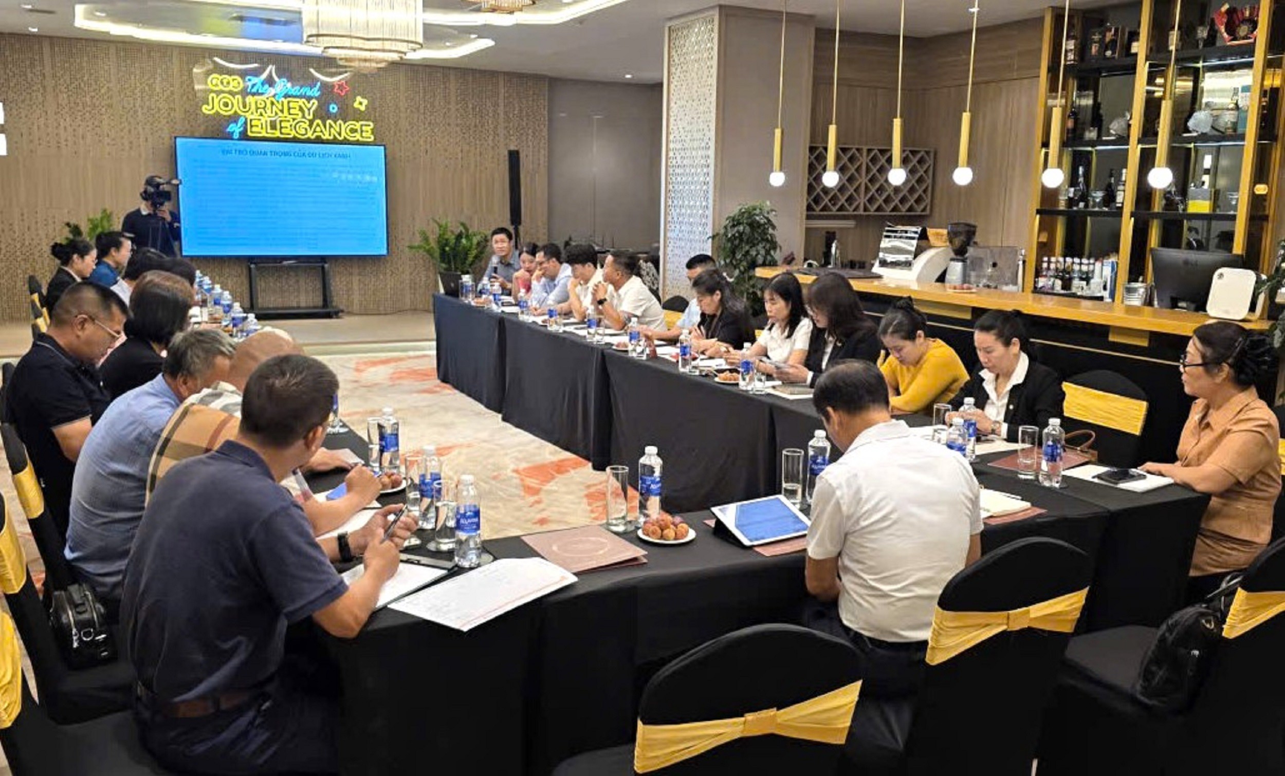 quang-canh-2a-1781278220 quang-canh-2a-1781278220.jpg