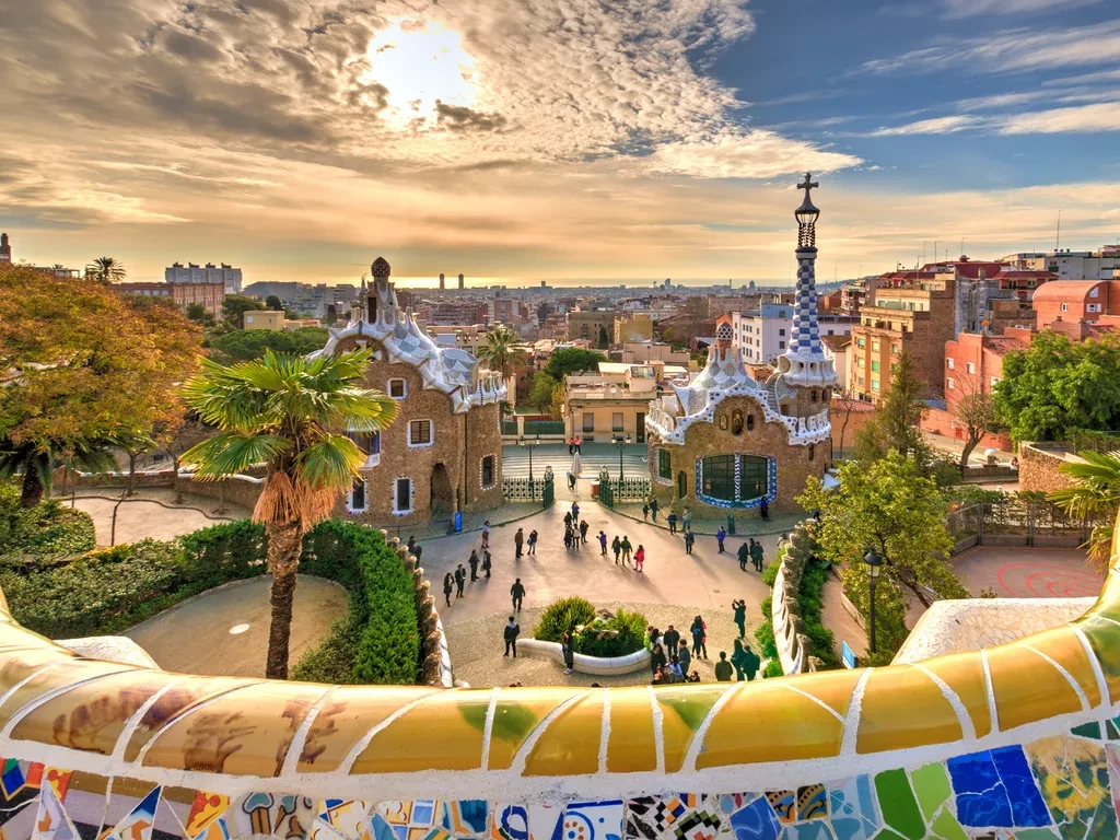 barcelona-park-guell-gettyimages-512152500-1784522616.webp