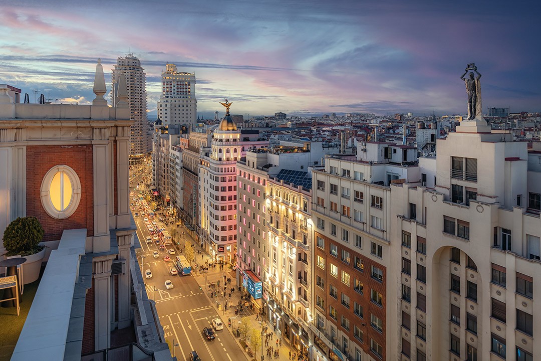 best-viewpoints-madrid-gran-via-sunsetwebp-1784523961.jpg